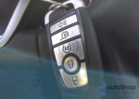 2025 Ford Explorer St-Line z USA, uszkodzony, nr VIN 1FMUK8KH1SGC05247